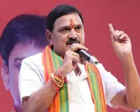 ఆంధ్రాలో రైల్వే ప్రాజెక్టులపై కేంద్ర మంత్రి భూపతి వర్మ సమీక్షించారు